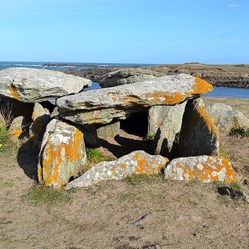 Trois dolmens