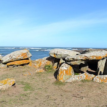Trois dolmens