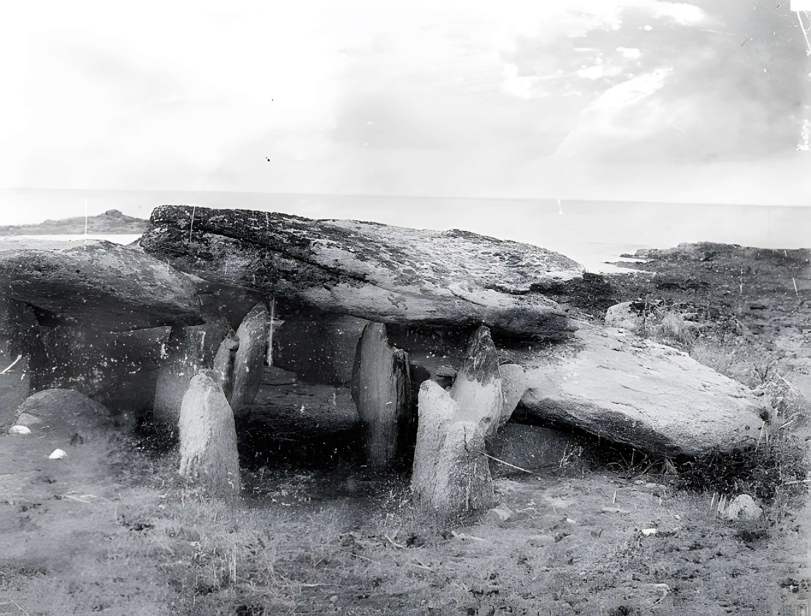 Trois dolmens