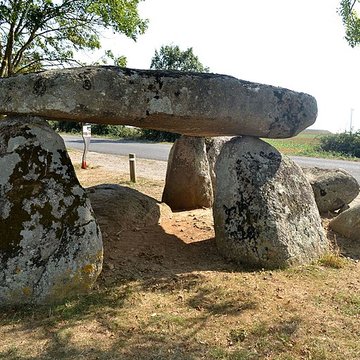 Dolmen dit de la Cour du Breuil