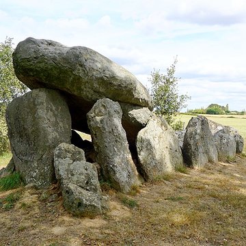 Dolmen dit de la Cour du Breuil