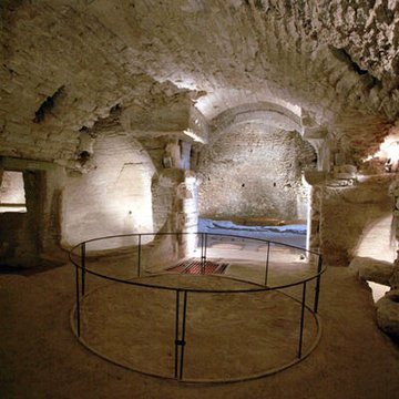 Caves du Palais Saint-Firmin