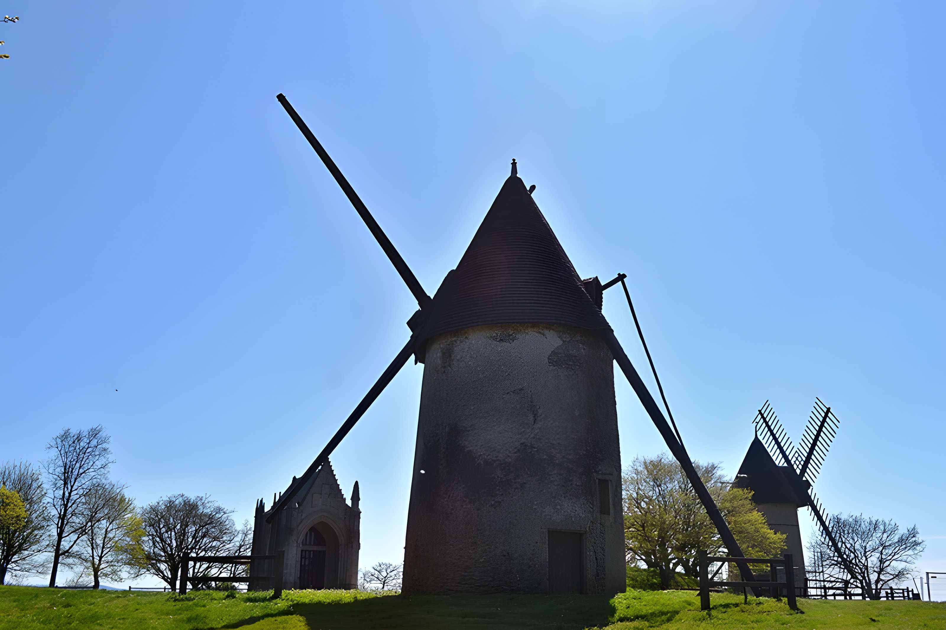 Moulins à vent du Mont des Alouettes