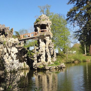 Parc et Grotte de Majolan à Blanquefort