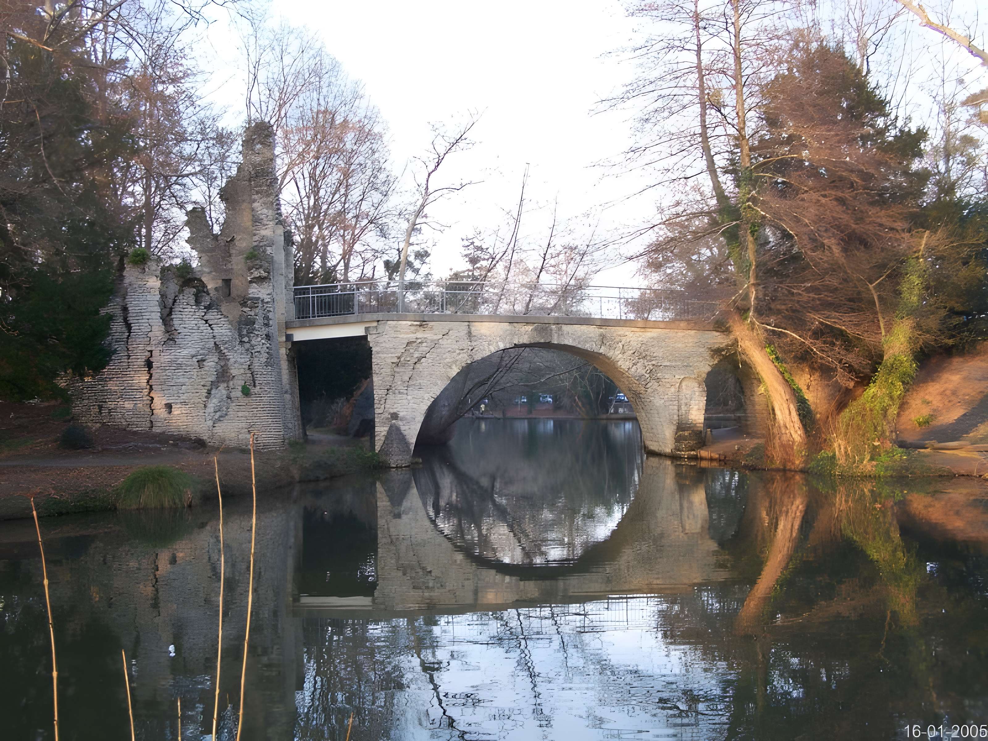 Parc et Grotte de Majolan à Blanquefort