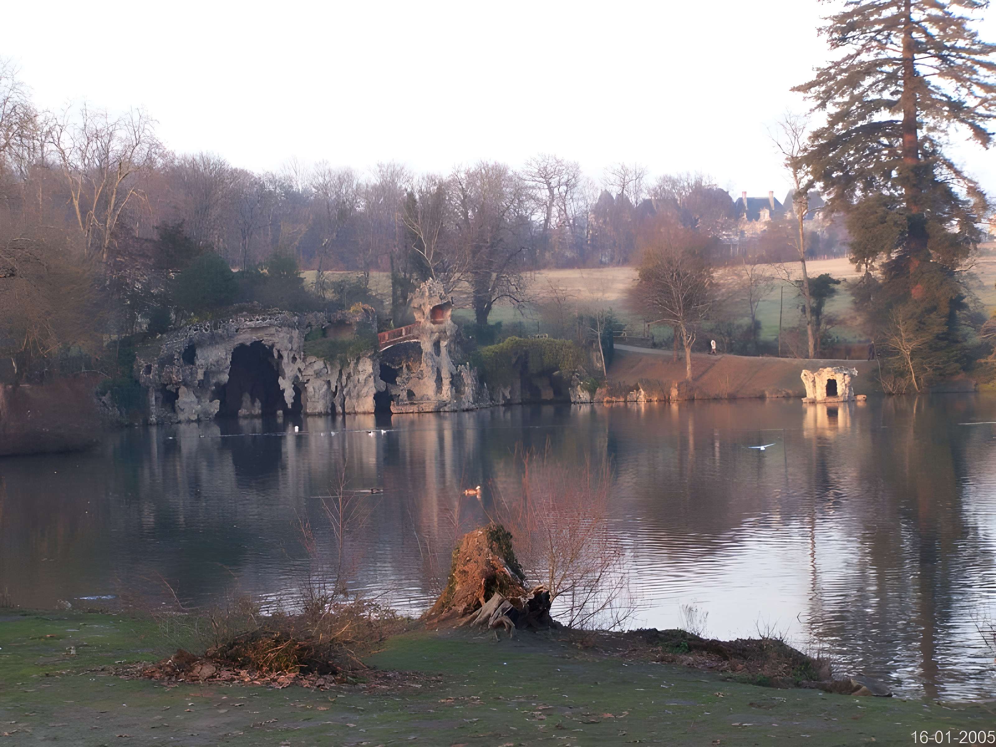 Parc et Grotte de Majolan à Blanquefort