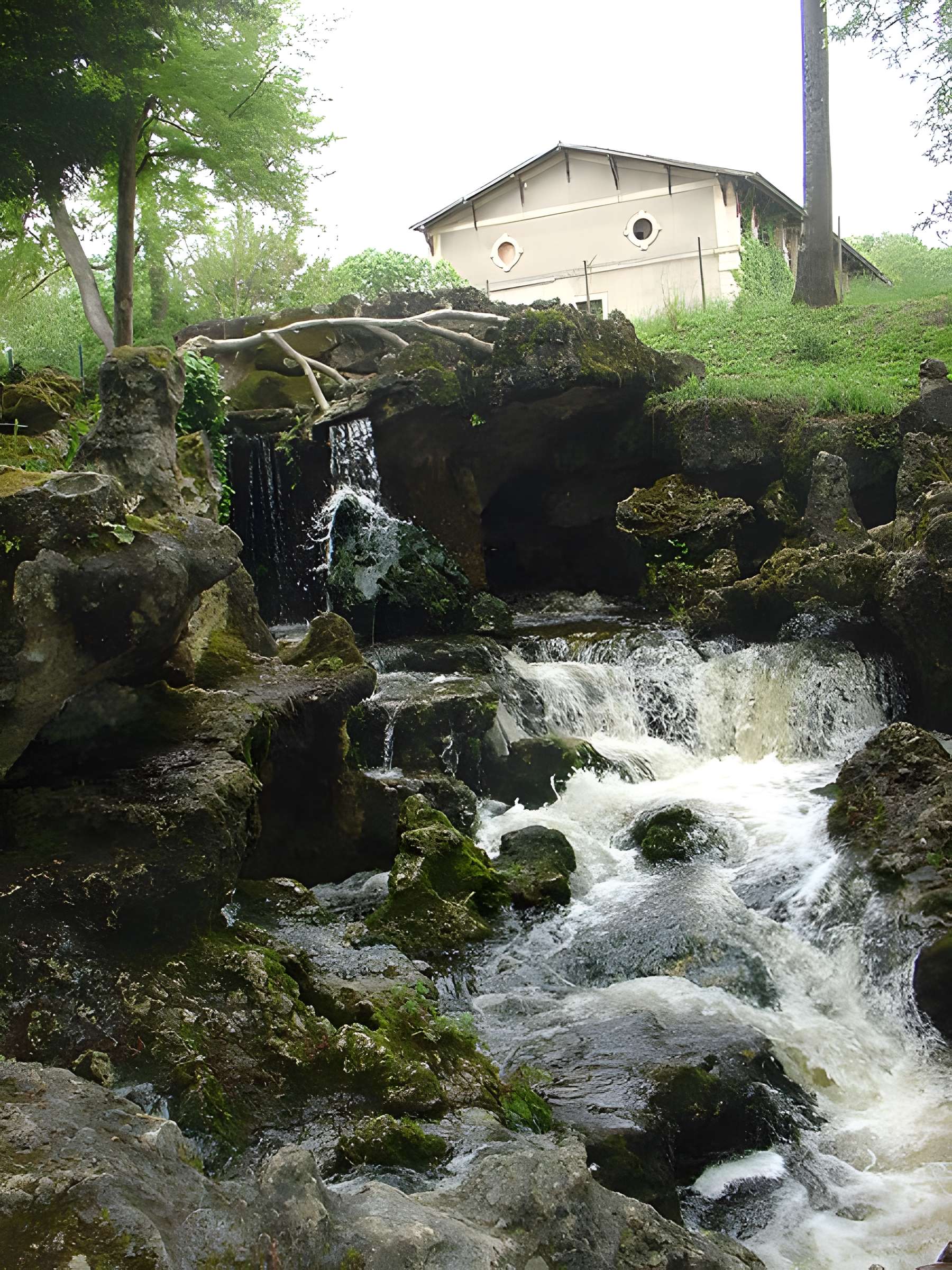 Parc et Grotte de Majolan à Blanquefort