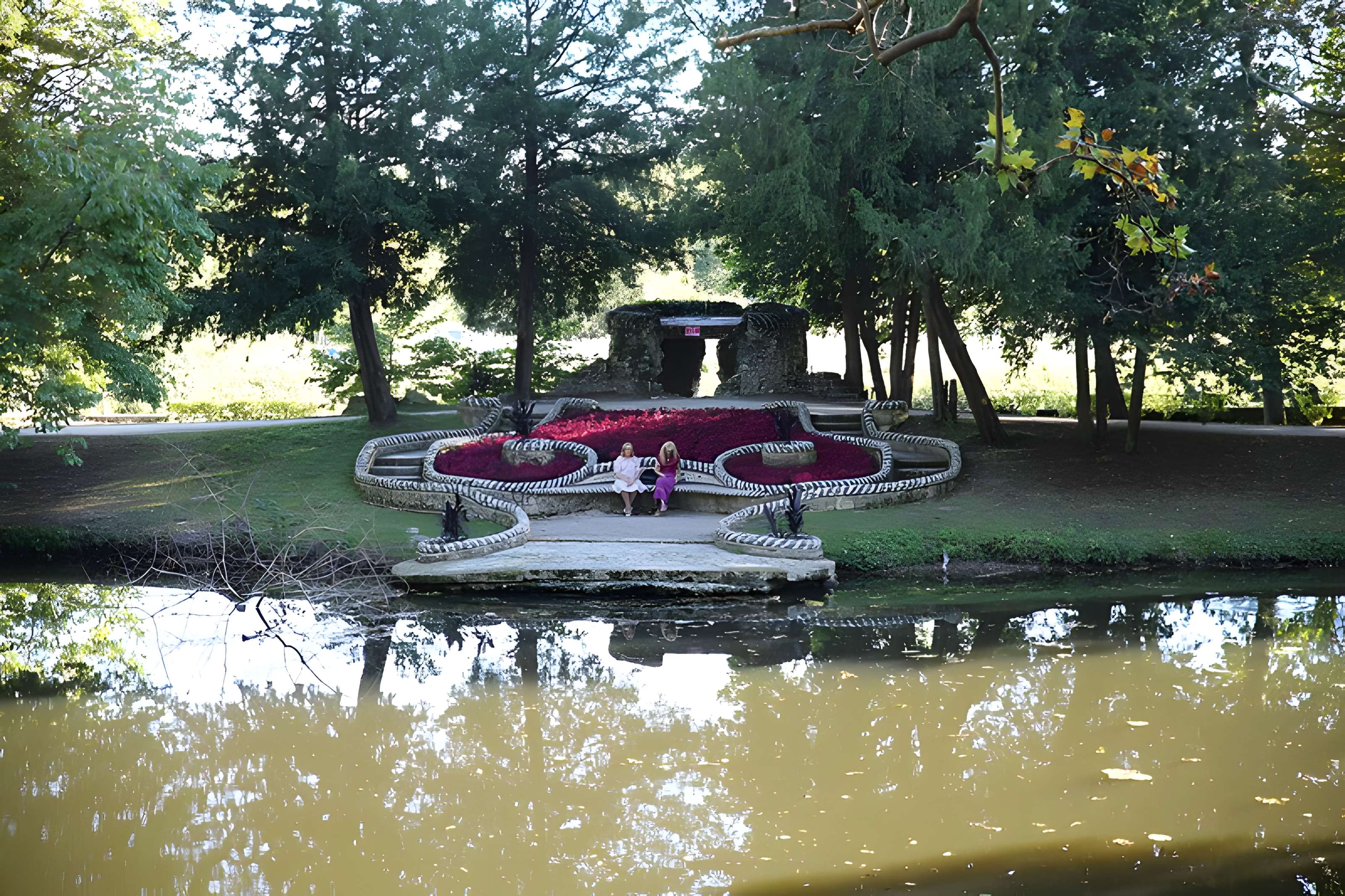 Parc et Grotte de Majolan à Blanquefort