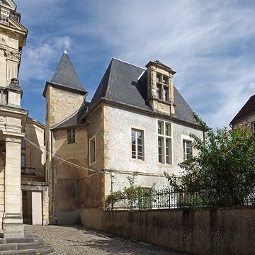 Petit château La Gloriette à Nevers