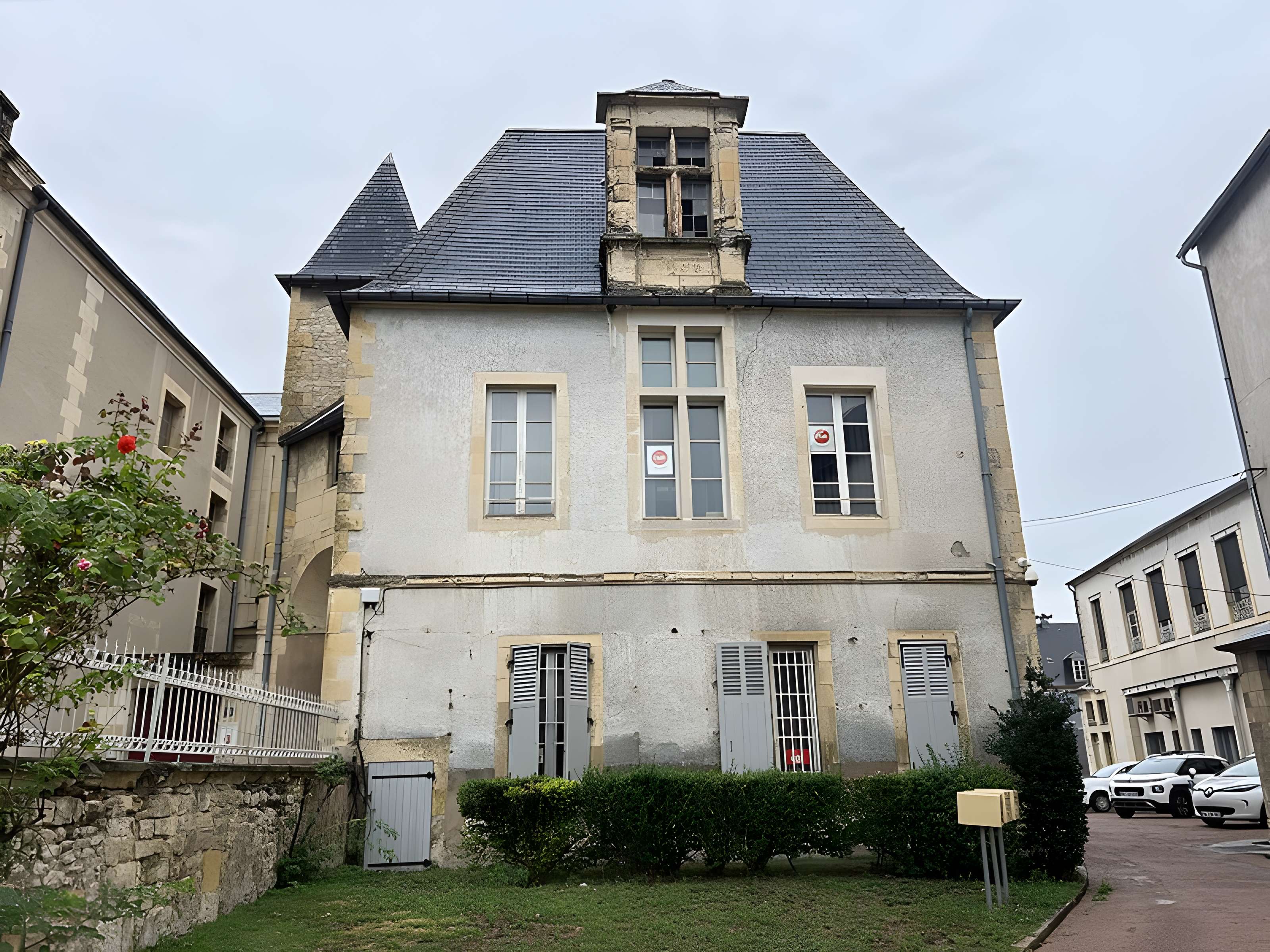 Petit château La Gloriette à Nevers