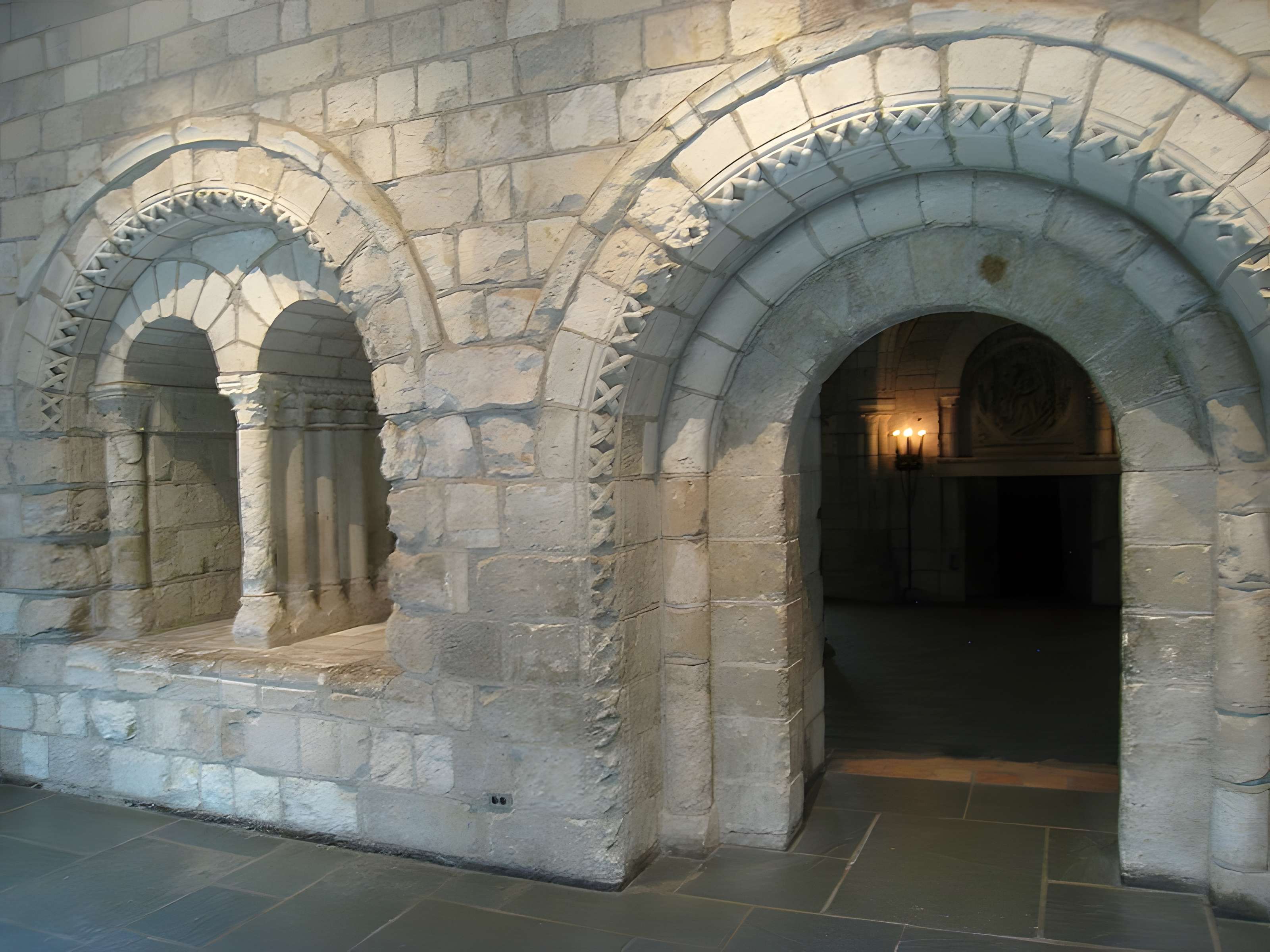 Vestiges du prieuré du Bas-Nueil