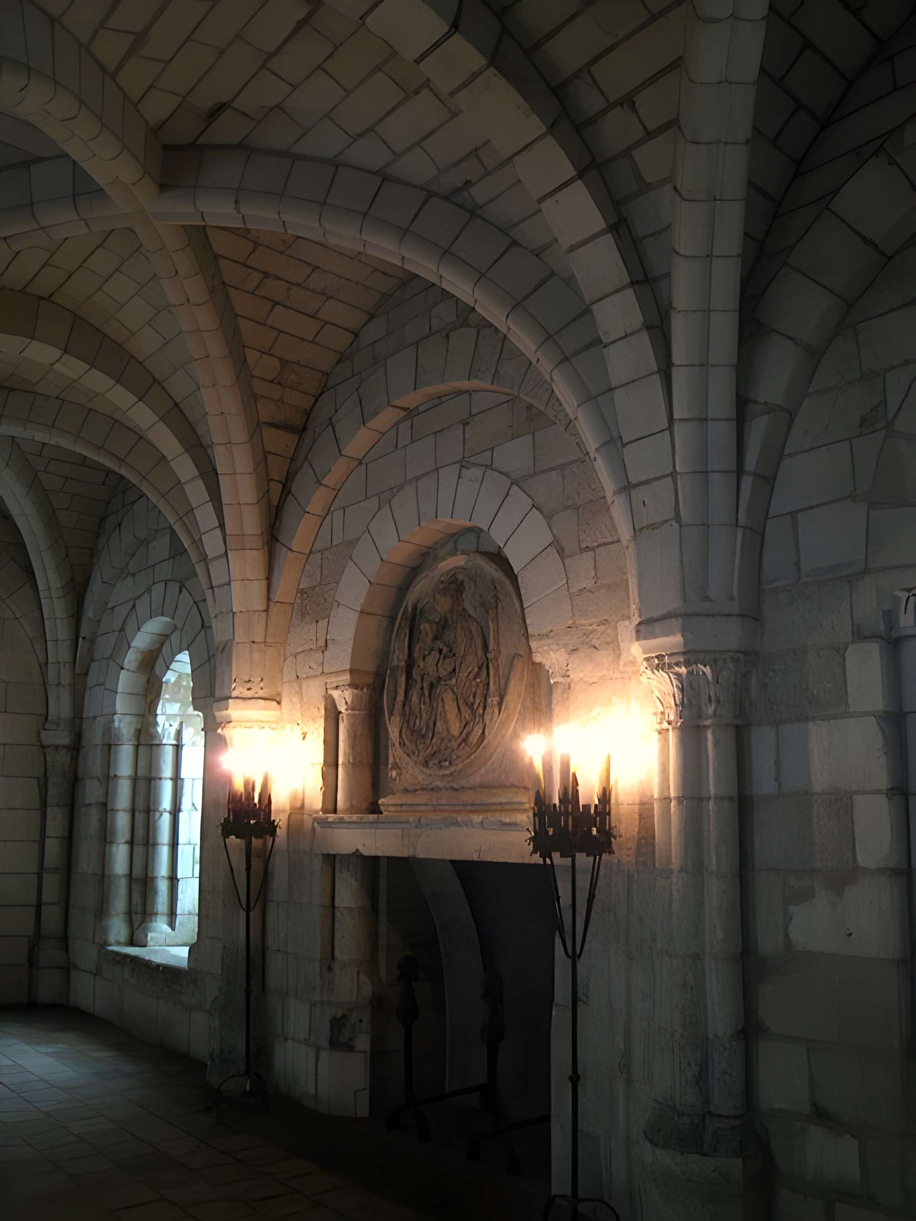 Vestiges du prieuré du Bas-Nueil