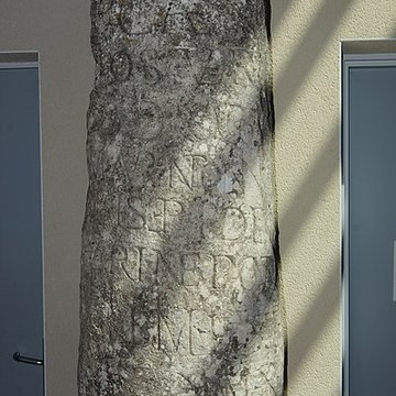 Borne milliaire romaine