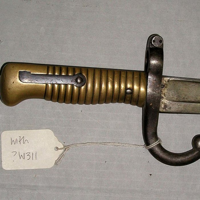 Photo de Manufacture darmes, actuellement Musée de lautomobile