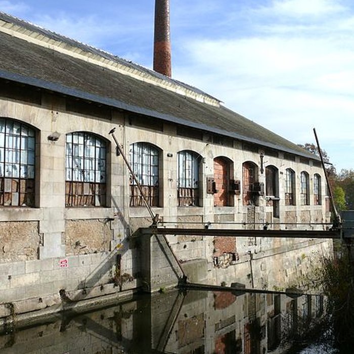 Photo de Manufacture darmes, actuellement Musée de lautomobile