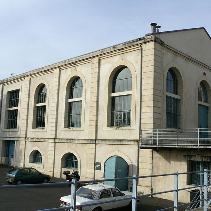 Photo de Manufacture darmes, actuellement Musée de lautomobile