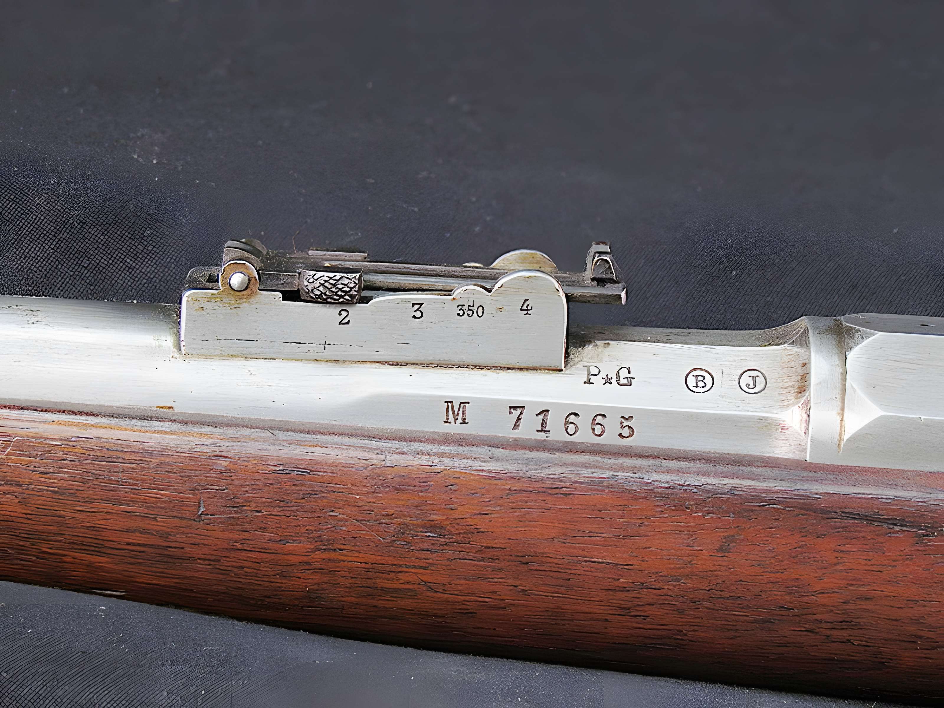 Manufacture d'armes, actuellement Musée de l'automobile