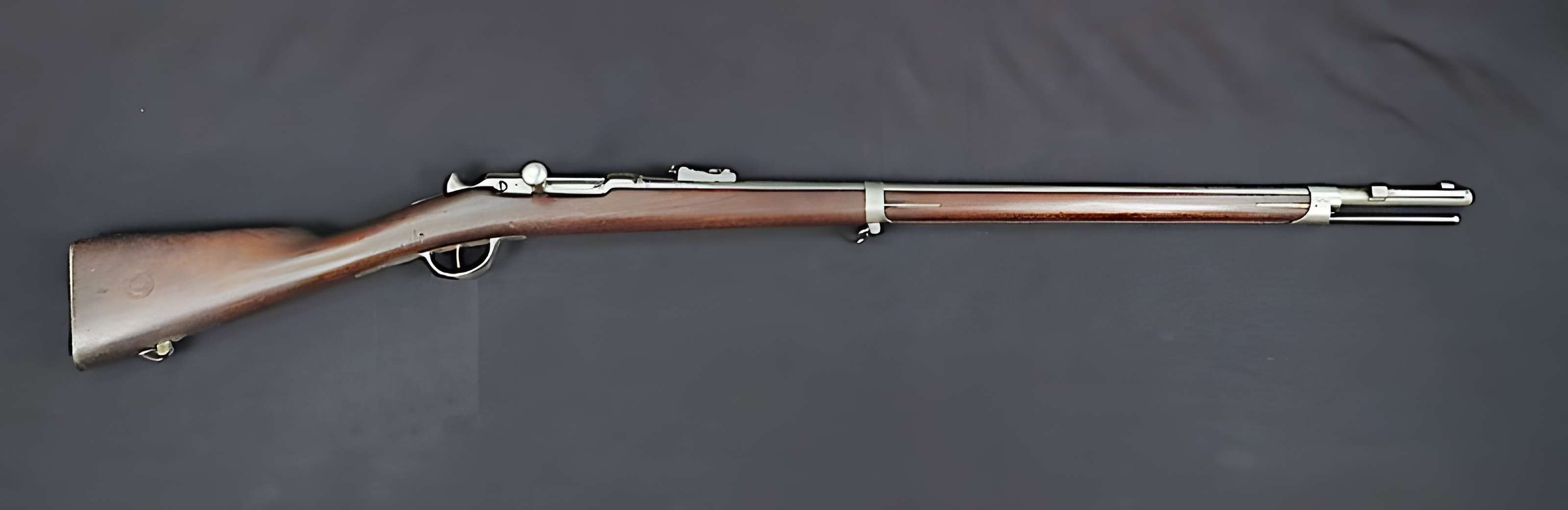 Manufacture d'armes, actuellement Musée de l'automobile