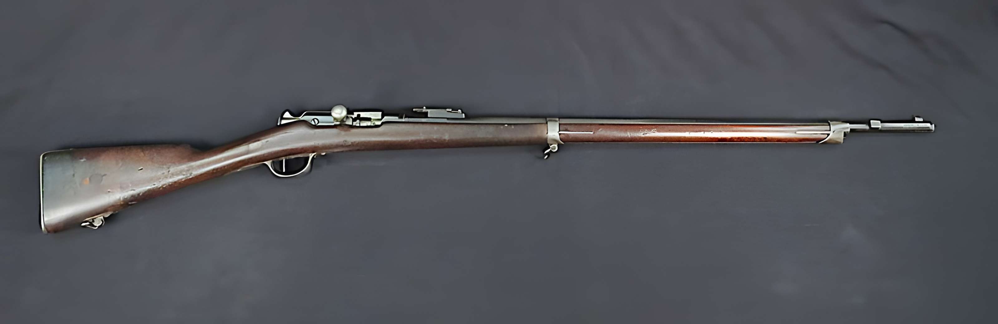 Manufacture d'armes, actuellement Musée de l'automobile