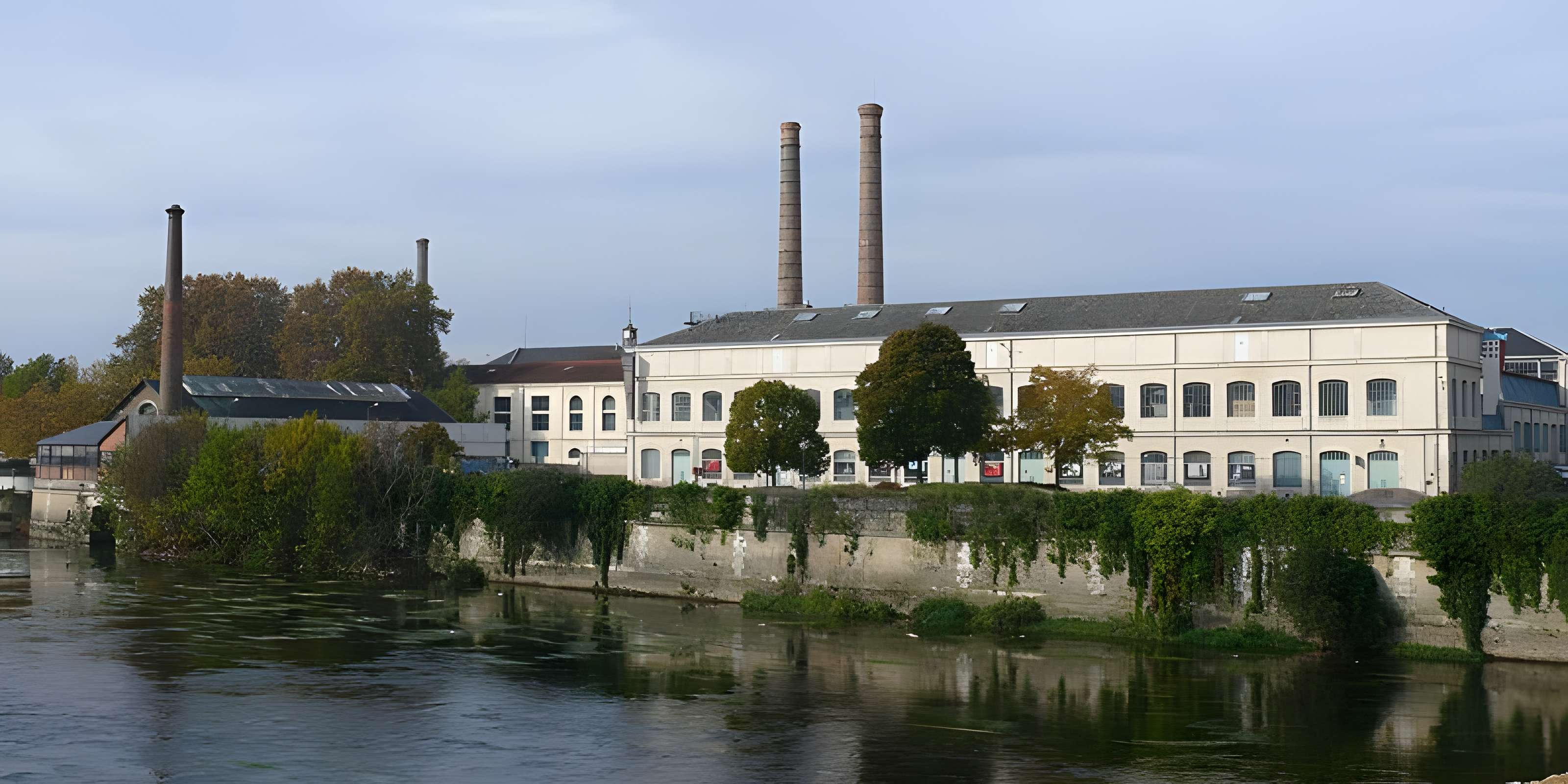 Manufacture d'armes, actuellement Musée de l'automobile