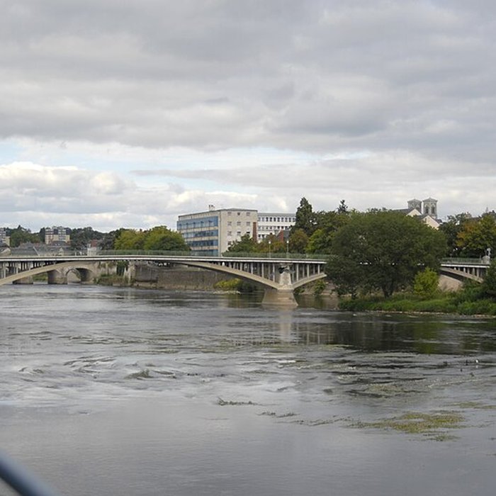 Photo de Pont Camille-de-Hogues