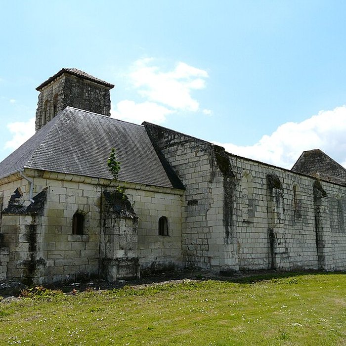 Photo de Restes de léglise Saint-Pierre