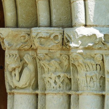 Restes de léglise Saint-Pierre