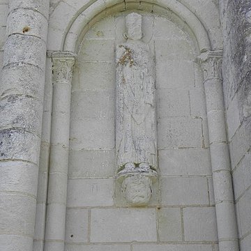 Restes de léglise Saint-Pierre