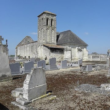 Restes de léglise Saint-Pierre