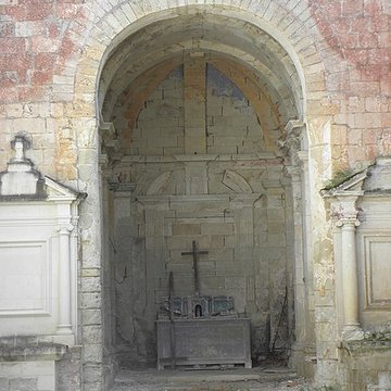 Restes de léglise Saint-Pierre