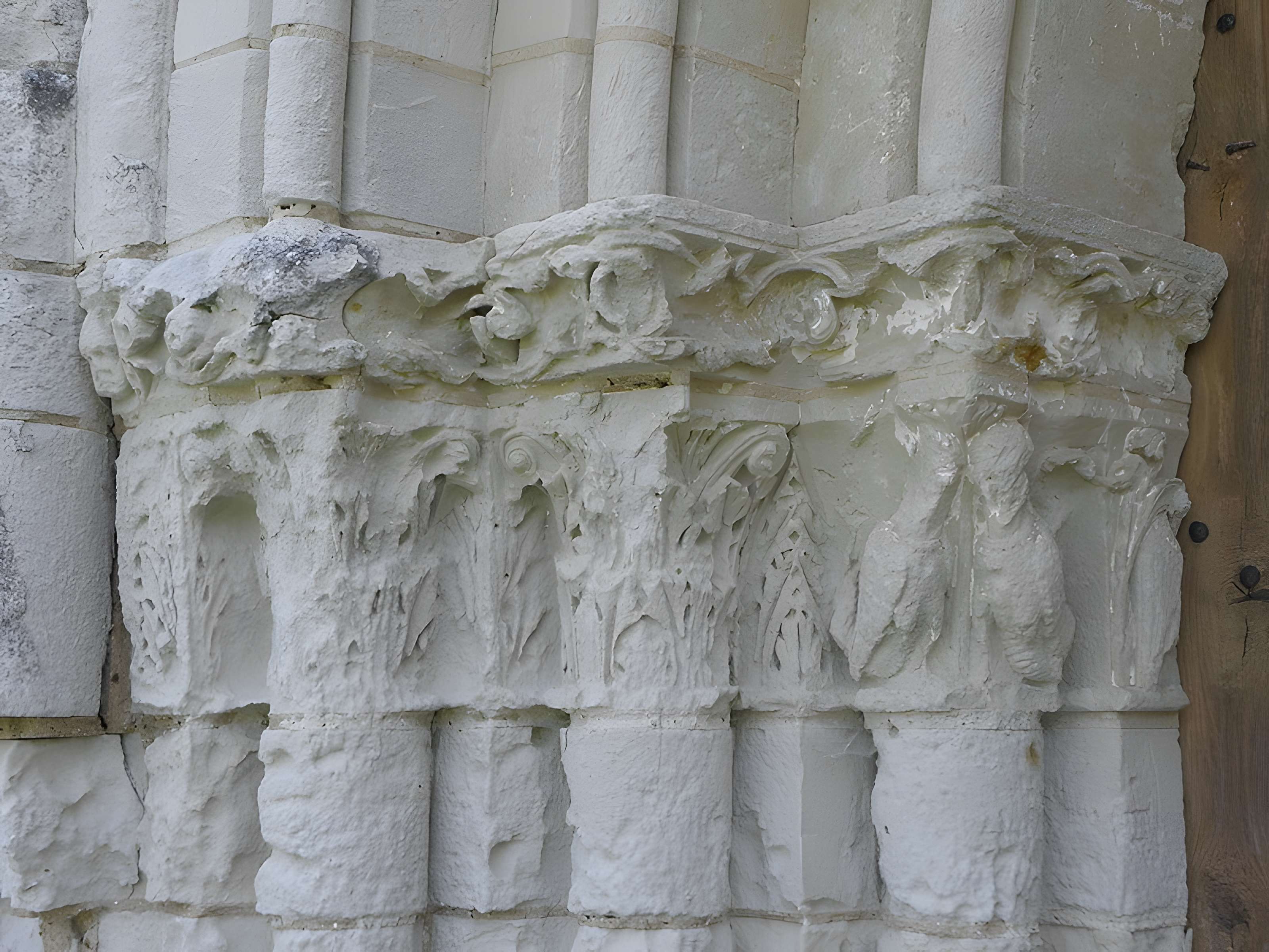 Restes de l'église Saint-Pierre