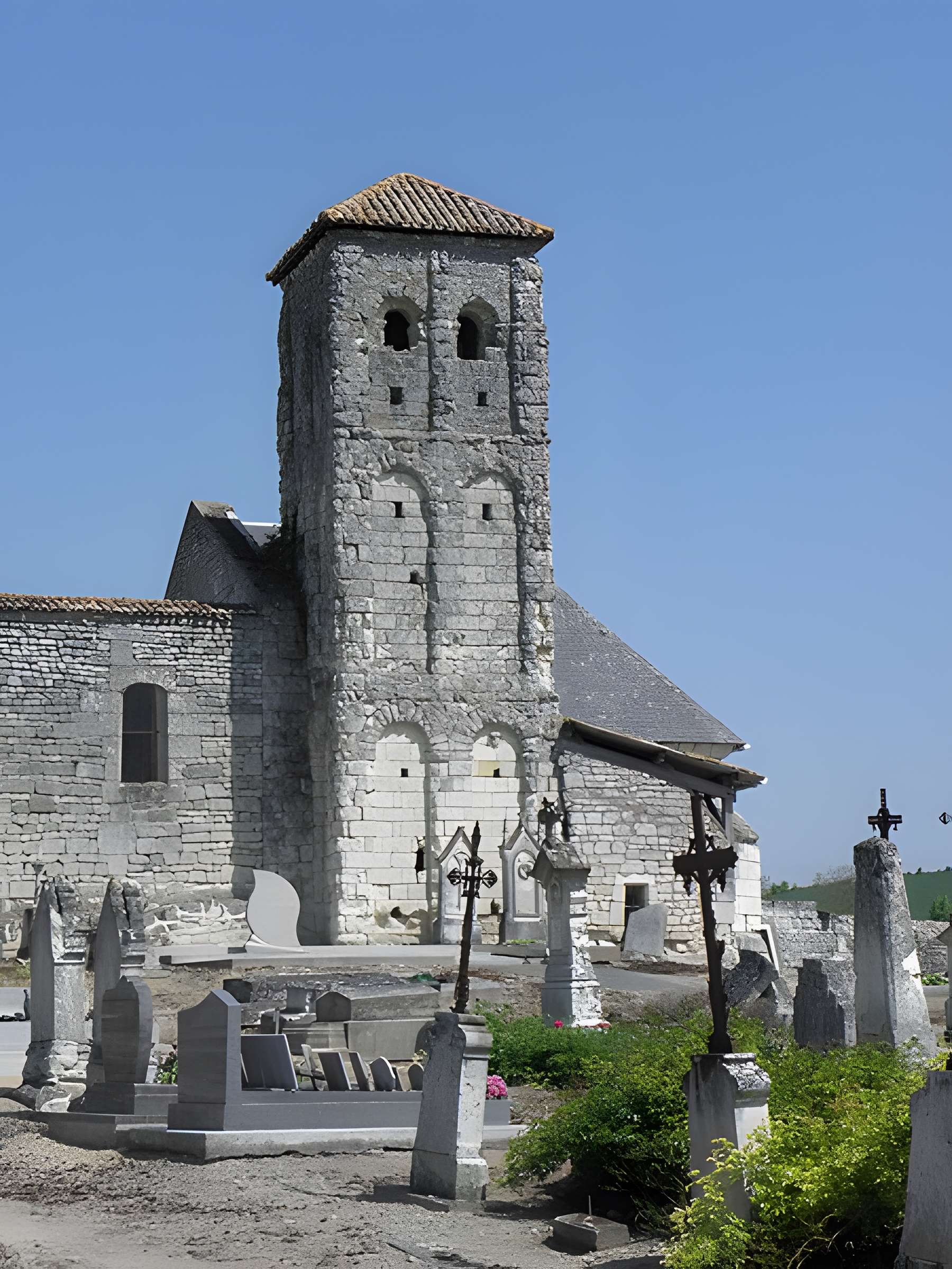 Restes de l'église Saint-Pierre
