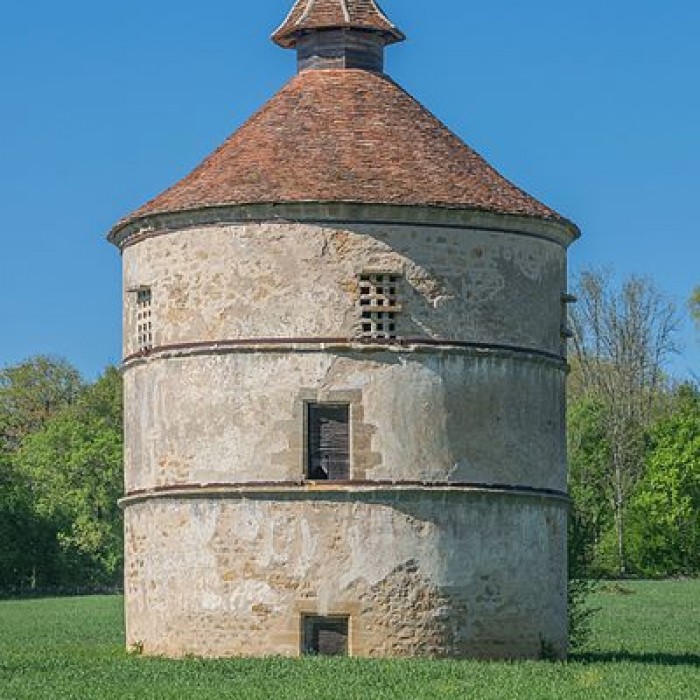 Photo de Pigeonnier du château à Assier