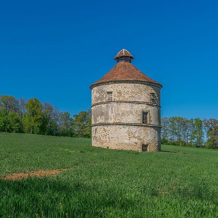 Photo de Pigeonnier du château à Assier