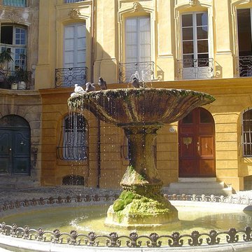 Place dAlbertas à Aix-en-Provence