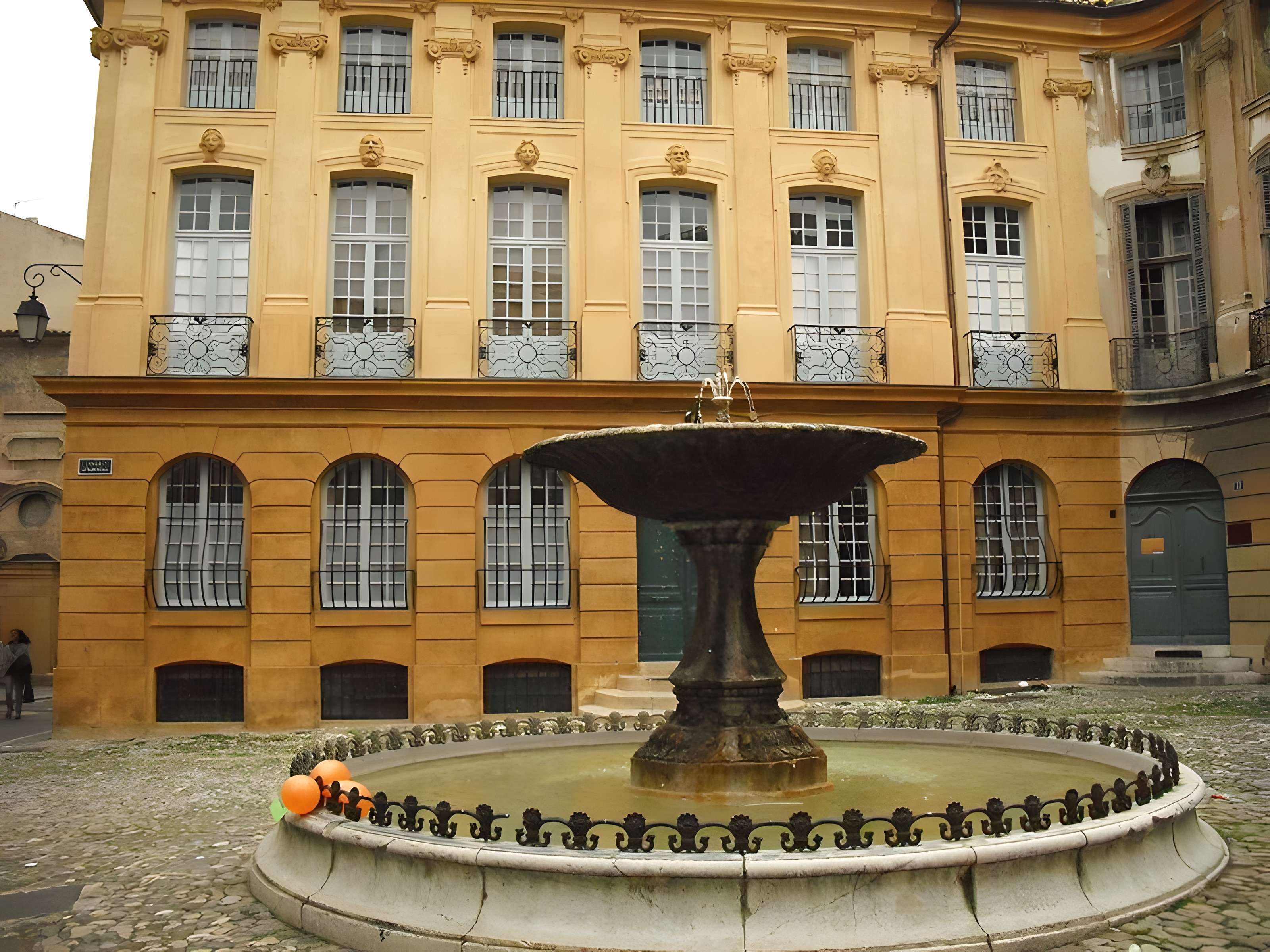 Place d'Albertas à Aix-en-Provence 