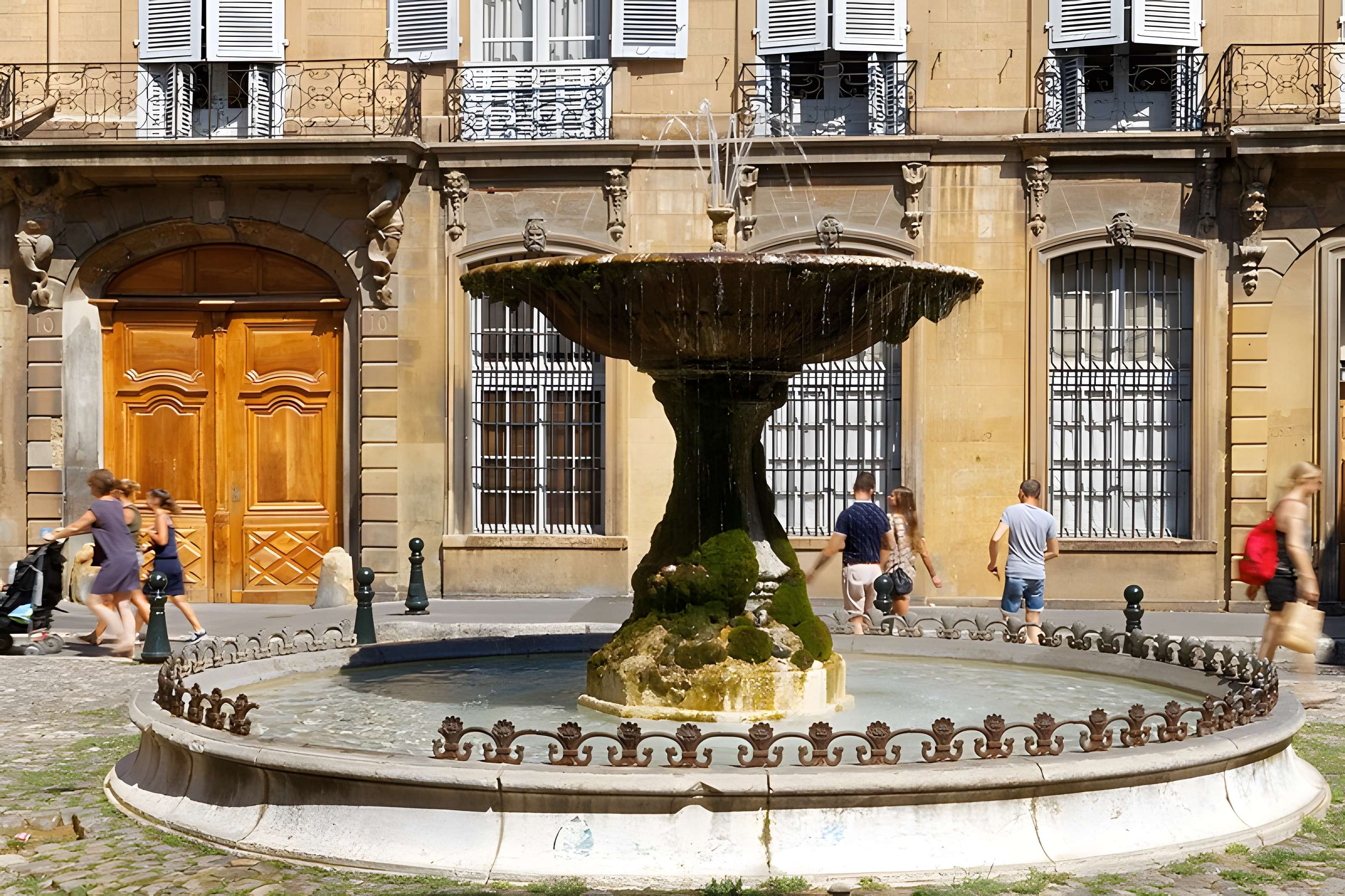 Place d'Albertas à Aix-en-Provence