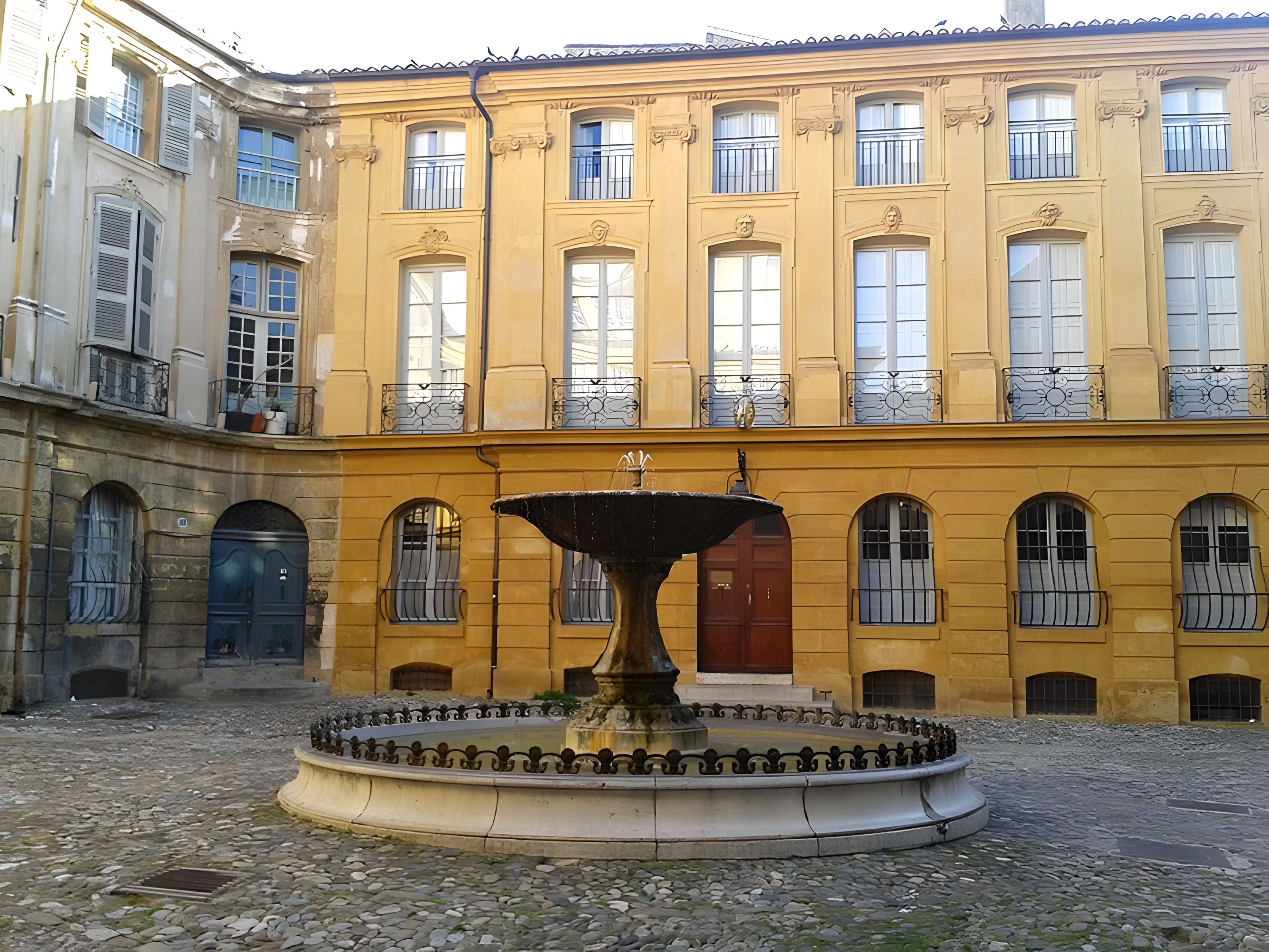 Place d'Albertas à Aix-en-Provence