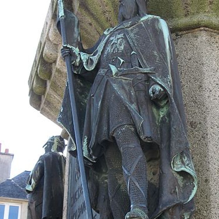 Photo de Place Guillaume-le-Conquérant de Falaise