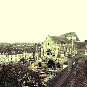 Place Guillaume-le-Conquérant de Falaise