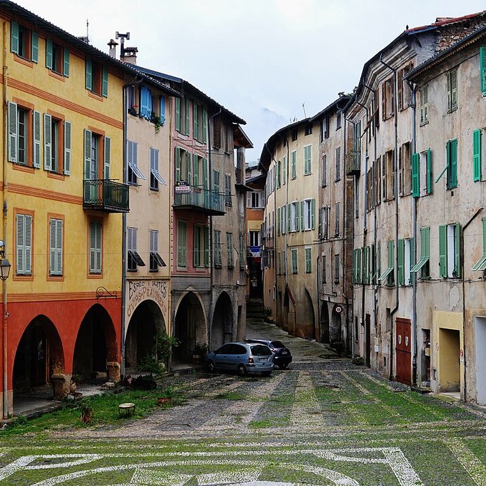 Photo de Place Saint-Michel de Sospel