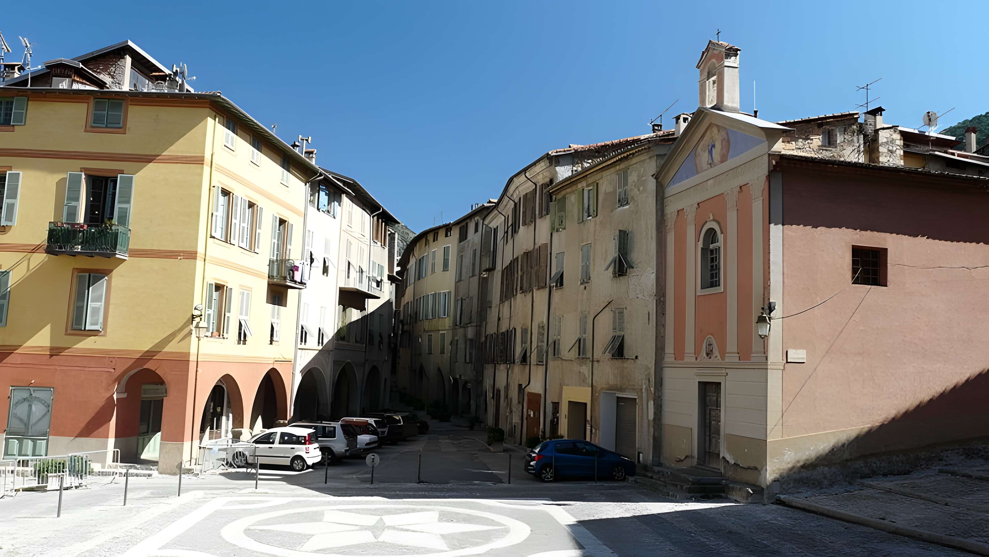 Place Saint-Michel de Sospel 