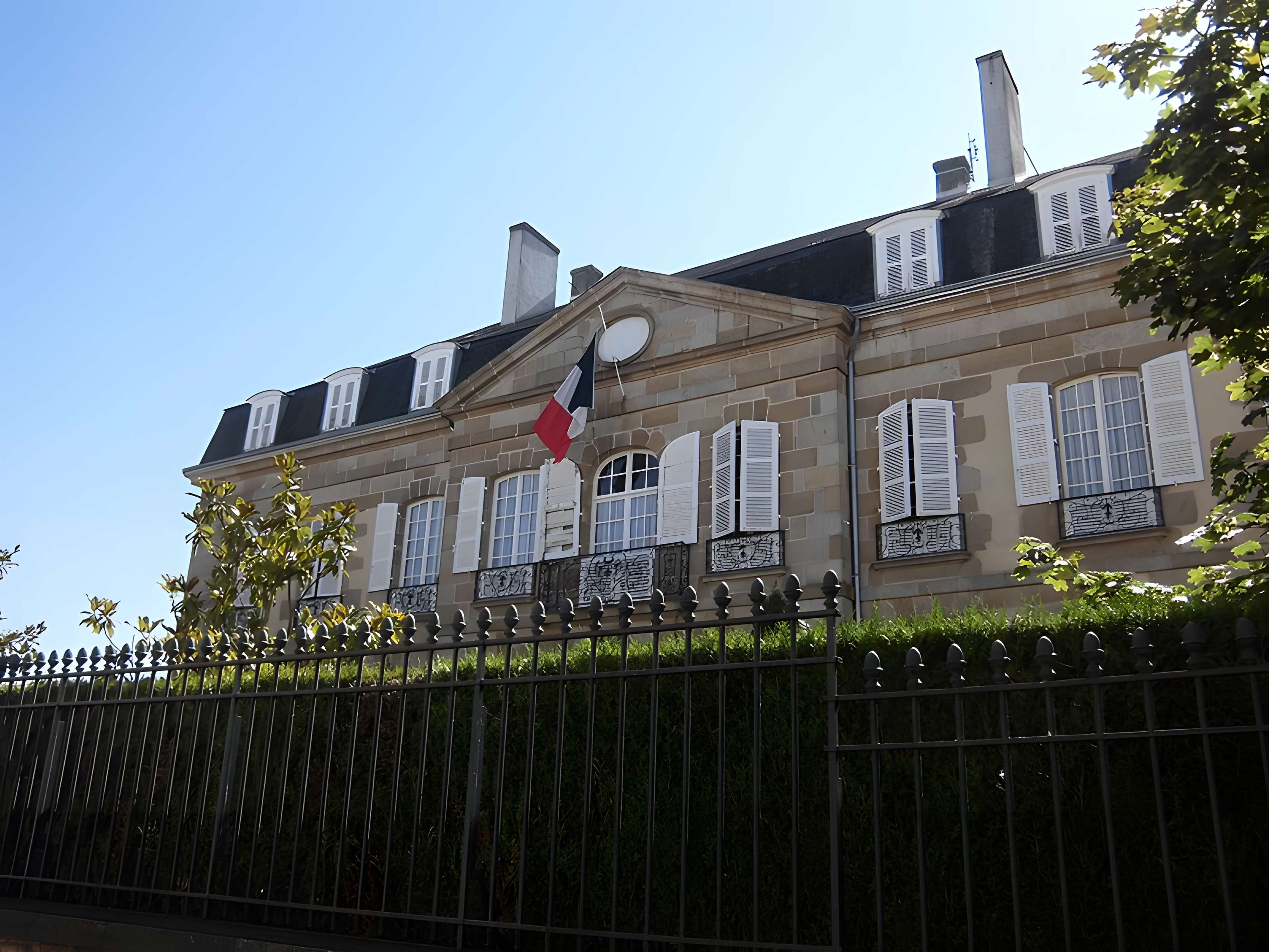 Hôtel du XVIIIe siècle, actuellement sous-préfecture de Bellac