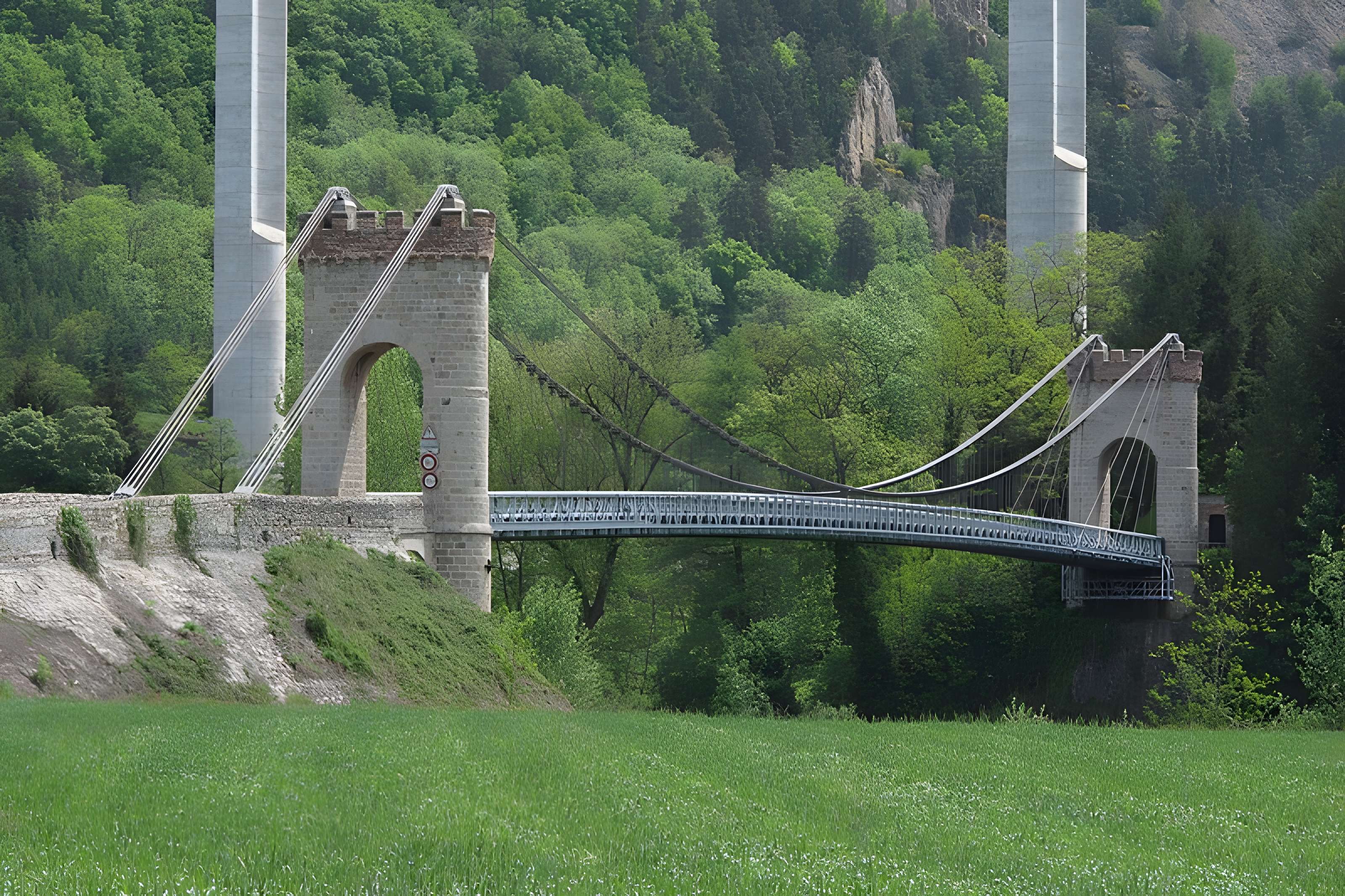 Pont de Confolent (également sur commune de Beauzac)