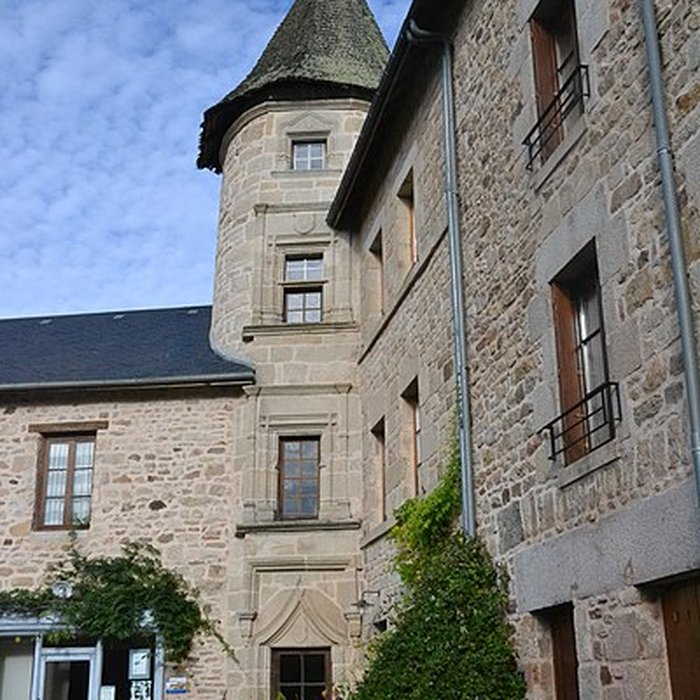 Photo de Tour du XVIe siècle, sise dans le quartier du Puy dAyen