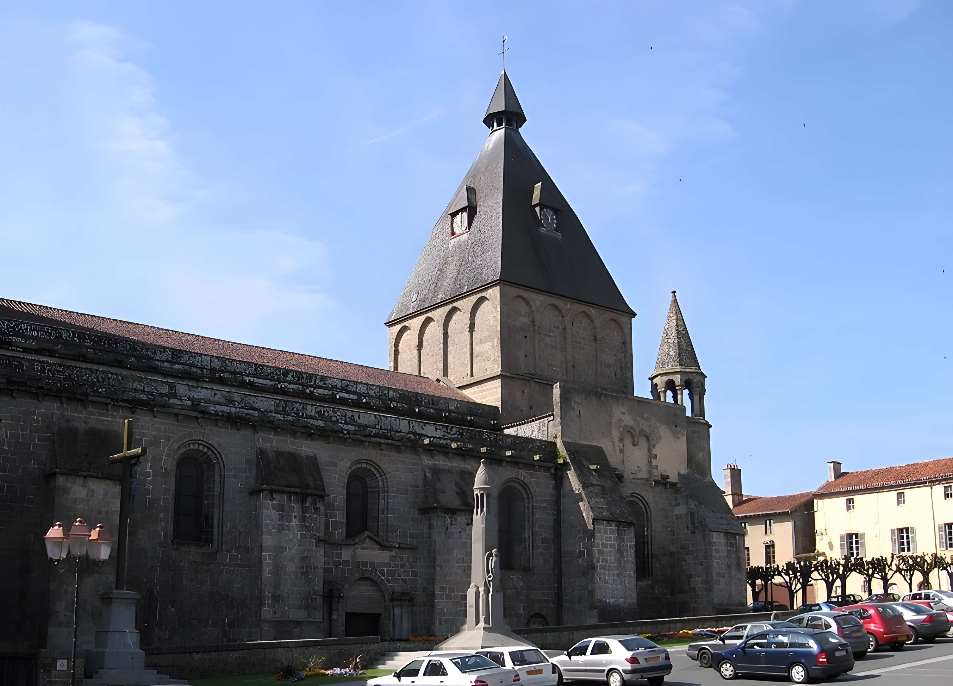 Eglise Saint-Pierre-ès-Liens