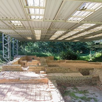 Substructions gallo-romaines et vestiges de thermes