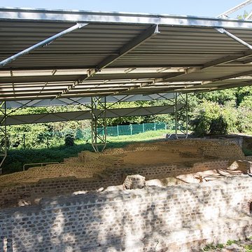 Substructions gallo-romaines et vestiges de thermes