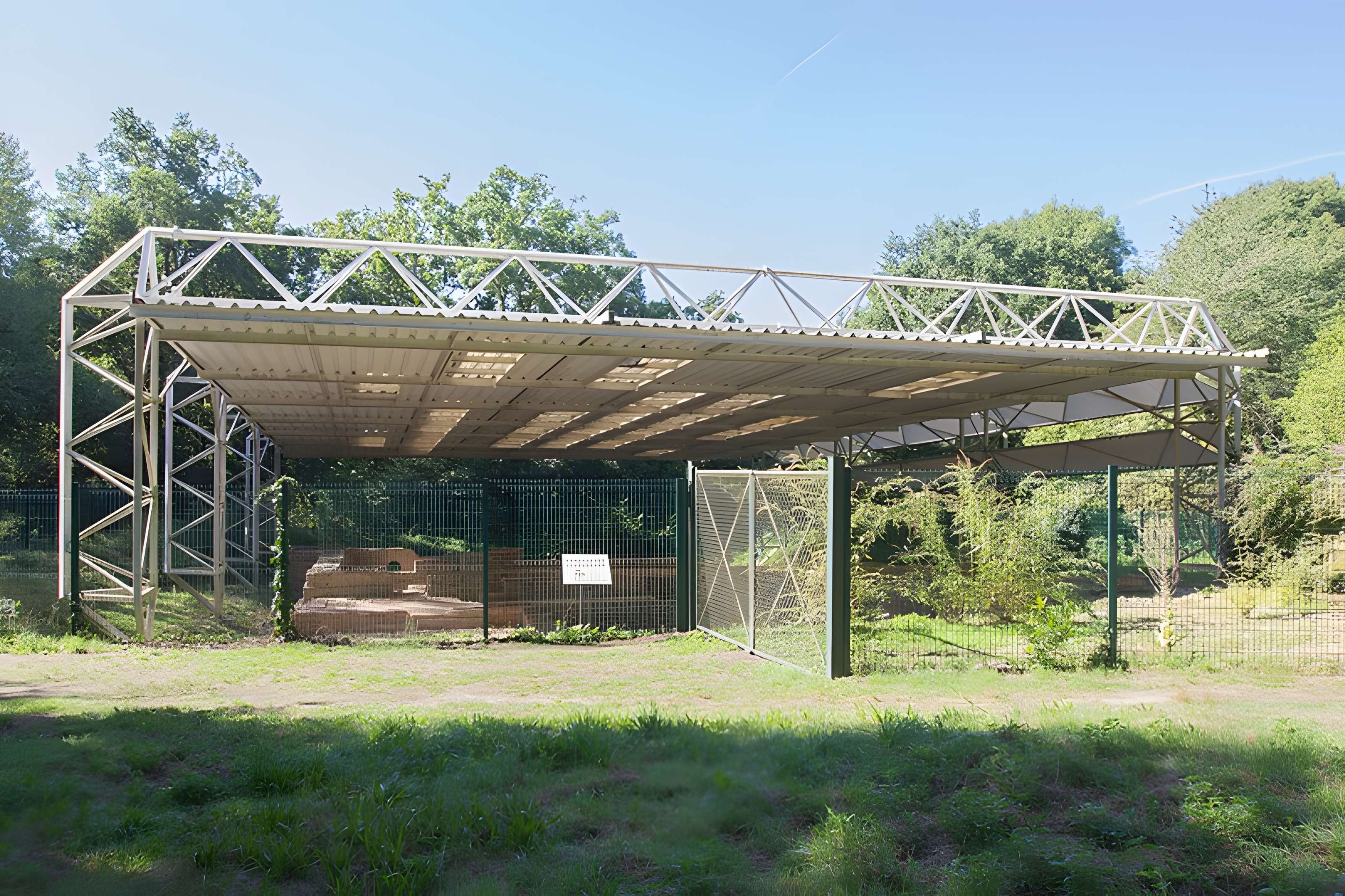 Substructions gallo-romaines et vestiges de thermes