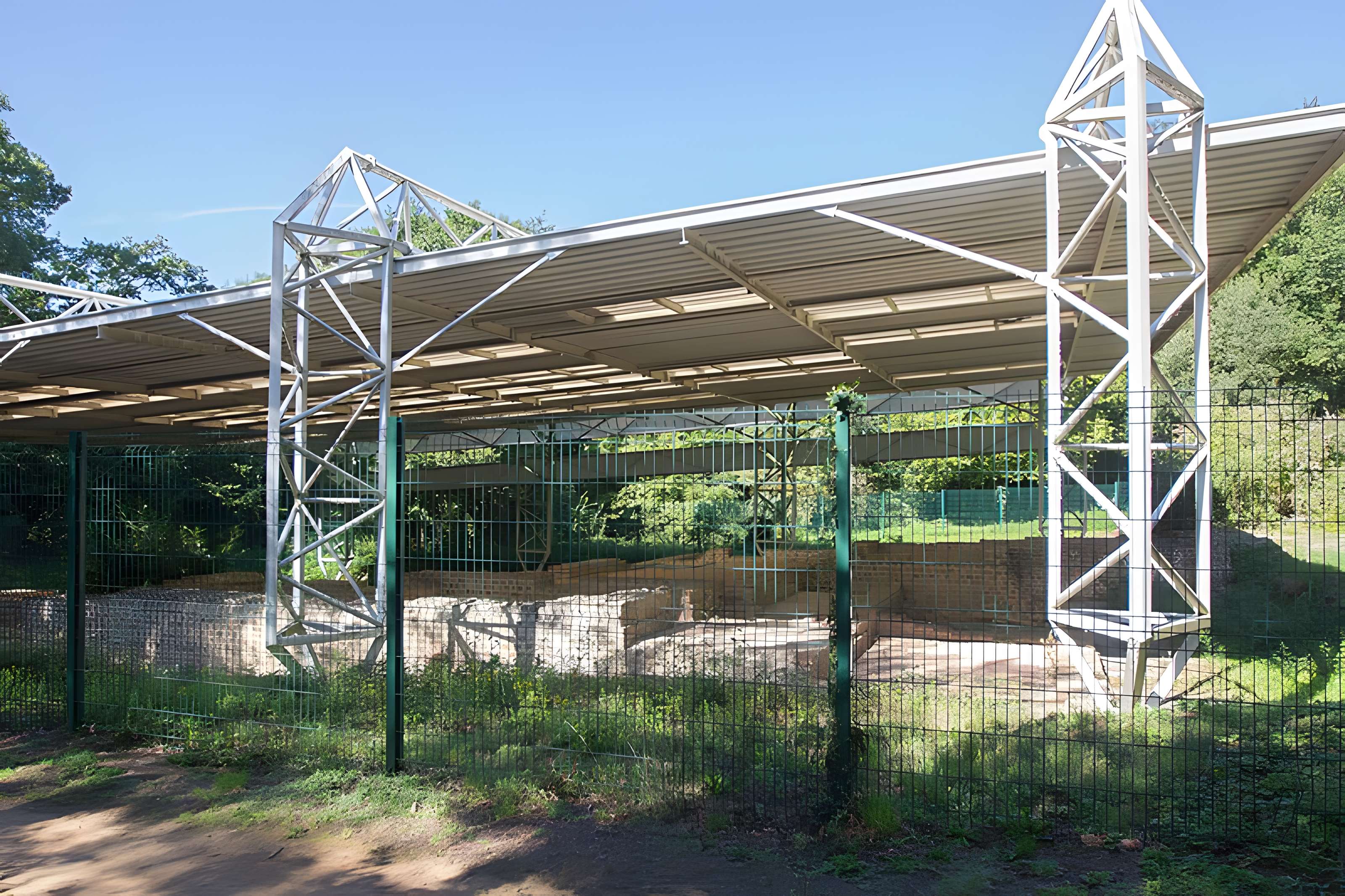 Substructions gallo-romaines et vestiges de thermes